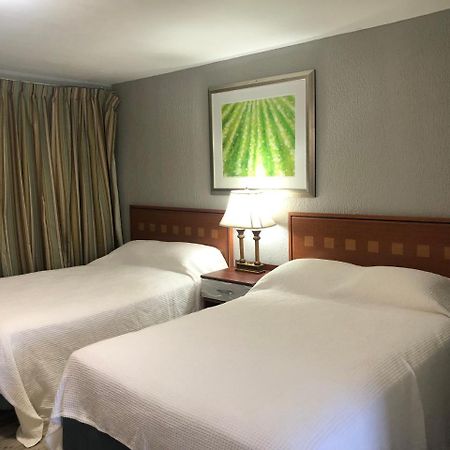 Bay Breeze Inn Bradenton Downtown מראה חיצוני תמונה
